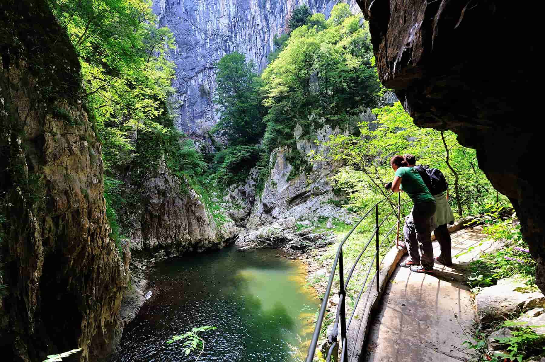Walking trails around Rodik